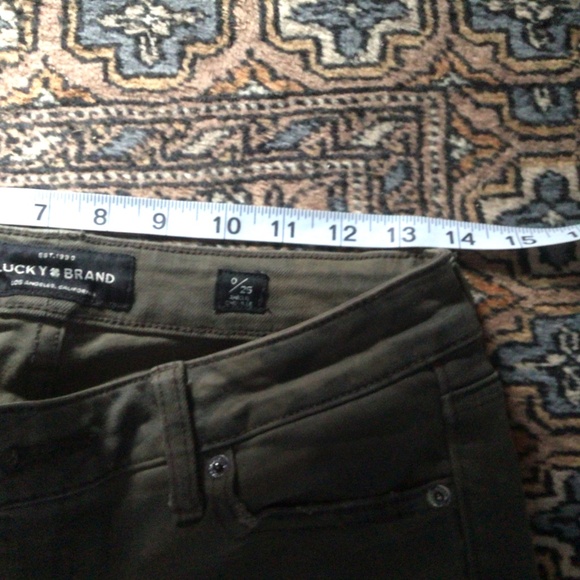 Lucky brand camo jeans. Excellent condition. - Picture 4 of 6